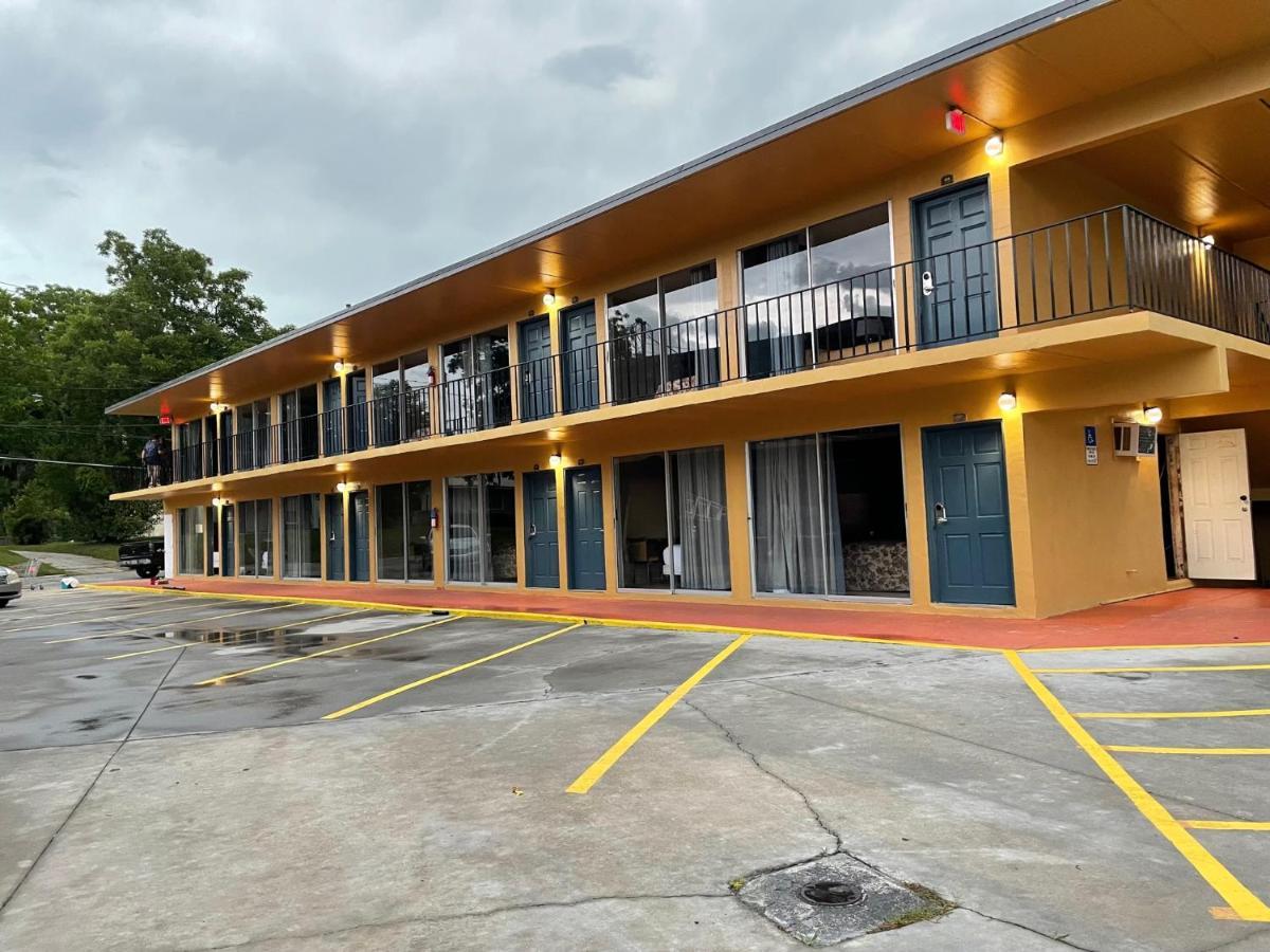 Royal Inn Live Oak Ngoại thất bức ảnh